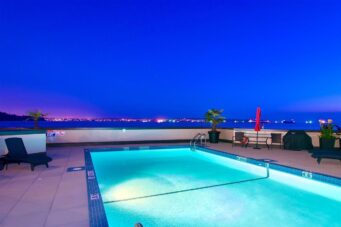 #7E - 111 18th Street